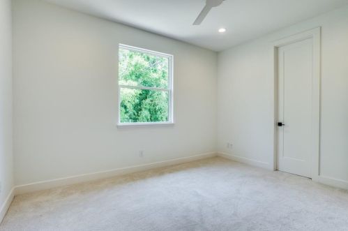 640 Colorado Blvd, Dallas TX  75203-1108 exterior