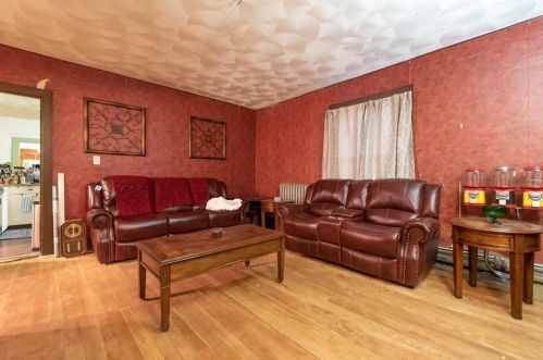 50 Trent St, Woonsocket RI  02895-1039 exterior