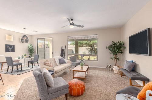 4716 Cloudburst Dr, Gilbert, AZ 85297-9725