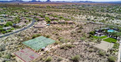 35407 27th Dr, Phoenix AZ  85086-5511 exterior