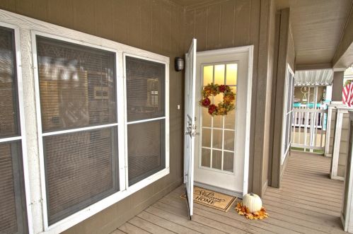 39 Clipper Ln, Modesto CA  95356-1711 exterior