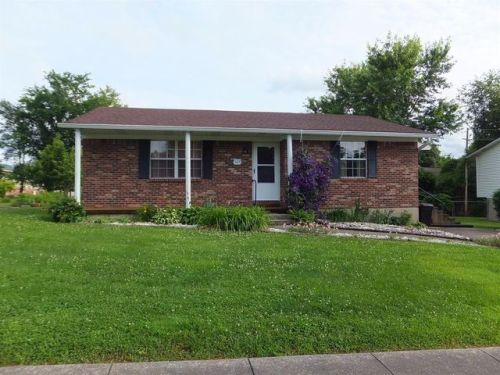 105 Chase Ave, Berea, KY 40403-2273