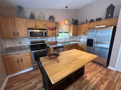 7709 Waggoner Chase Blvd, Blacklick OH  43004-9191 exterior