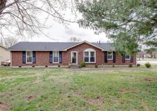 209 Wessington Pl, Hendersonville, TN 37075-3032