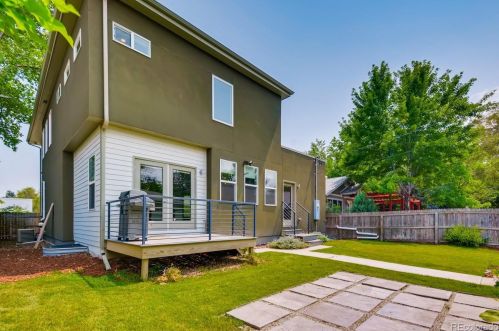 2111 Franklin St, Denver CO 80205-3905 exterior