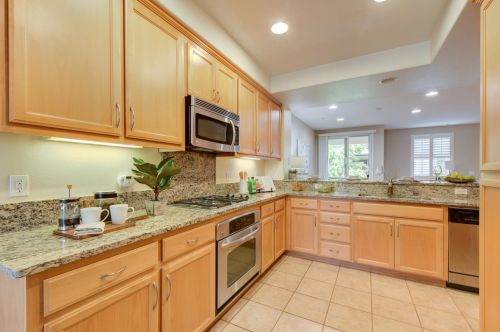 683 Modern Ice Dr, San Jose CA  95112-4862 exterior