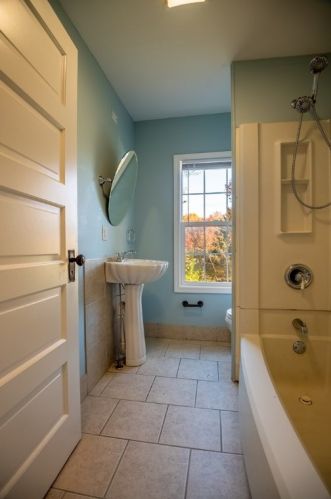 479 Clarksville Rd, Hermitage PA  16148-2976 exterior