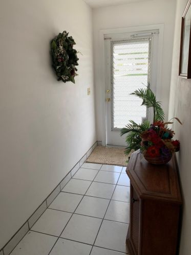 101 Leisure Lake Cir, Boynton Beach FL  33426-4261 exterior