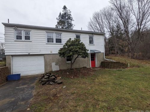 176 Starr St, Norwich, CT 06360-4081