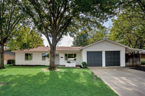 1962 Mims St, Fort Worth, TX 76112-5308