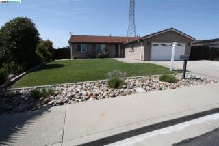 3410 Mountaire Dr, Antioch, CA 94509-5664