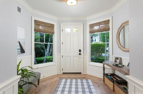 25 Spanish Bay Dr, Newport Beach, CA 92660-4299