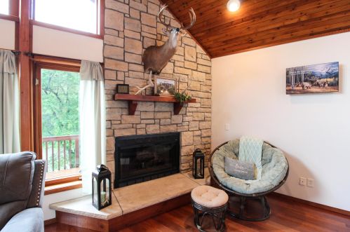 9181 Avon Rd, Salineville OH  43945-9407 exterior