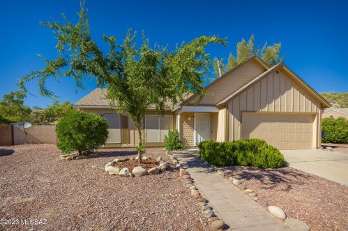4570 Laredo Ct, Tucson, AZ 85730-5010
