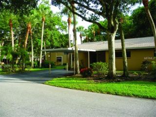 5069 Village Gardens Dr, Sarasota, FL 34234-4010