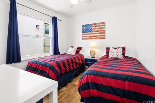 3405 Oceanfront, Newport Beach CA  92661 exterior