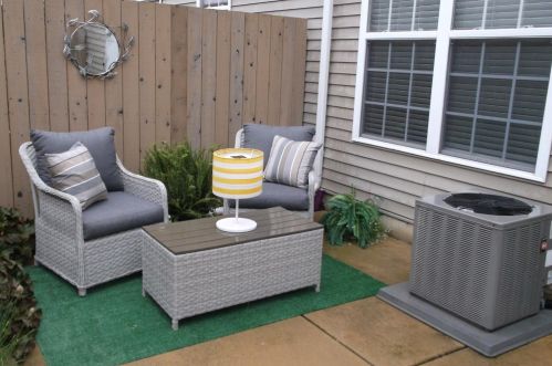 11820 Broadway, Crown Point IN  46307-8877 exterior