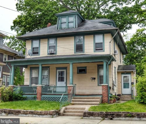 67 Oak Ln, Trenton, NJ 08618-4001