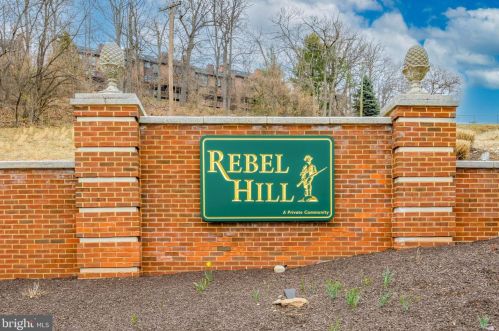 98 Lemonton Way, Wayne, PA 19087-4664