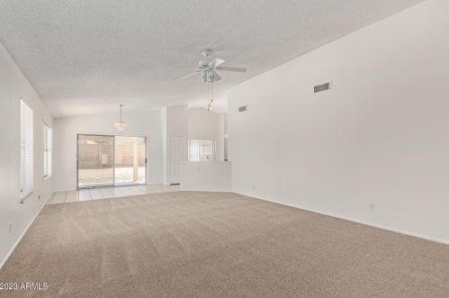 13427 55th Ave, Glendale, AZ 85304-1374