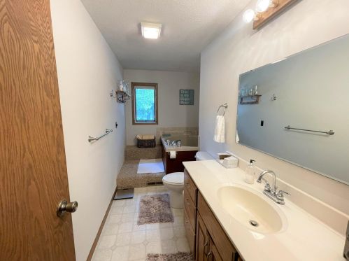 1450 15th St, Willmar MN  56201-2071 exterior