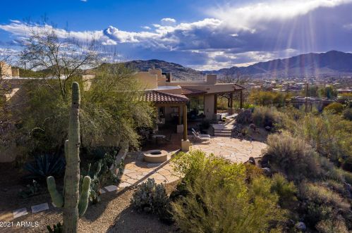 45425 14th St, Phoenix, AZ 85087-7387