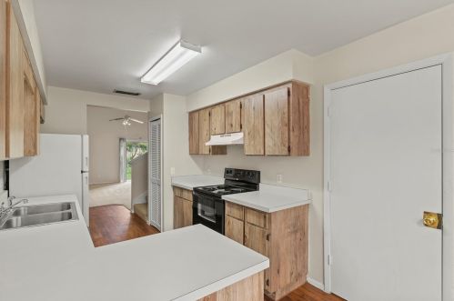 247 Alston Dr, Orlando FL  32835-6022 exterior