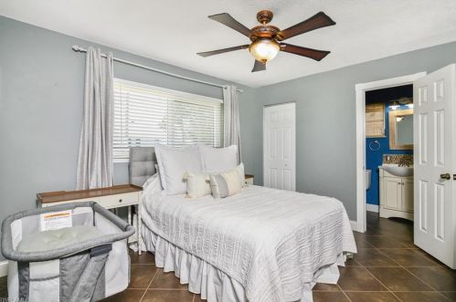 2 2nd St, Bonita Springs, FL 34134-7301