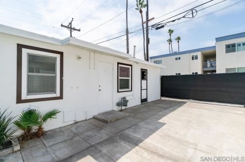 4217 Gresham St, San Diego CA  92109-5342 exterior