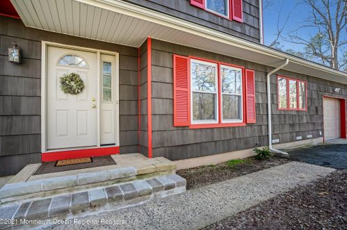 1068 Toms River Rd, Jackson Twp NJ  08527-5240 exterior