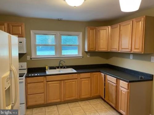 419 Hartwood Rd, Fredericksburg VA  22406-4101 exterior