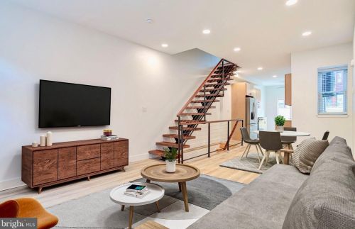 3023 Harper St, Philadelphia, PA 19130-1125