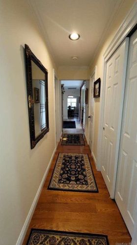 15 Mont Ave, Huntington Station NY 11746-6835 exterior