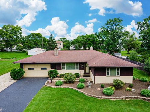 3738 Mayfair Dr, Darbydale, OH 43123-9603