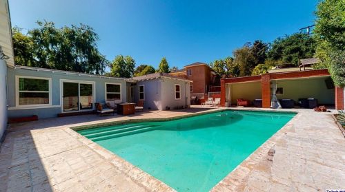 1973 El Arbolita Dr, Glendale, CA 91208-1803