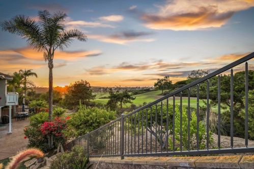 1549 Fairway Vis, Encinitas CA  92024-1295 exterior