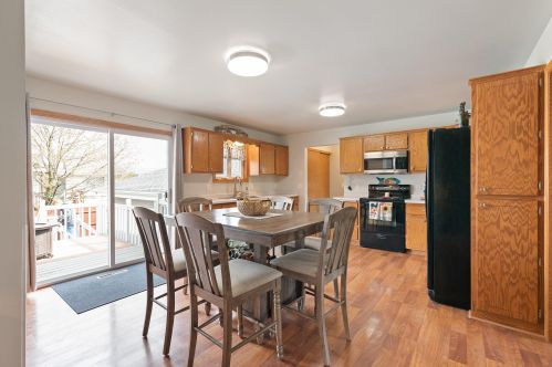 6861 Beck Ln, West Bend, WI 53090-7502