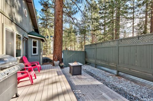 3475 Upper Truckee Rd, South Lake Tahoe CA  96150-5119 exterior