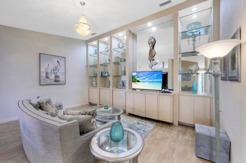 3551 El Verdado Ct, Naples FL  34109-1305 exterior