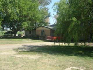 22231 Fargo Ave, Lemoore, CA 93245-9584