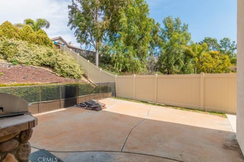 43020 Noble Ct, Temecula CA  92592-4385 exterior