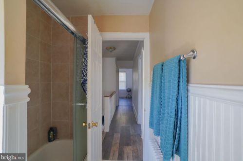 132 Viaduct Ave, Downingtown PA  19335-2847 exterior