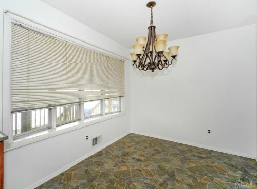 80 Star St, Iselin NJ  08830-1860 exterior