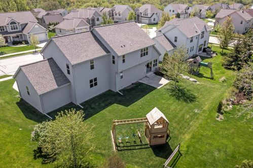 2014 Deer Path, Waukesha, WI 53189-8234