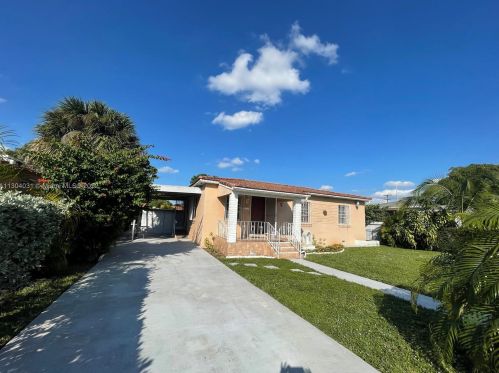 231 43rd St, Hialeah, FL 33013-2254