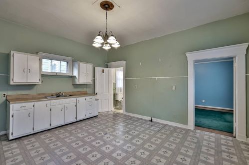 1319 Holman St, Covington KY  41011-1170 exterior