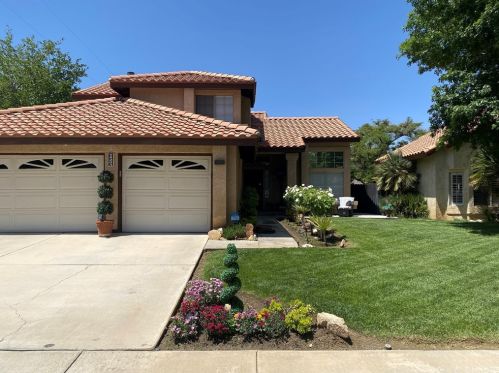 44203 Balmuir Ave, Lancaster, CA 93535-3818
