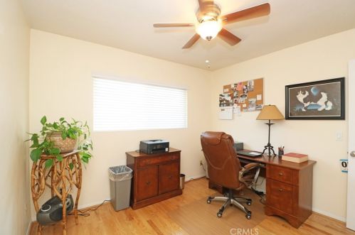 1032 Chestnut Ave, Orange CA 92867-3832 exterior