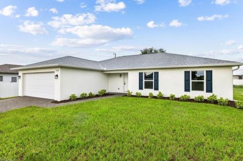 1140 1st Pl, Cape Coral, FL 33993-1139