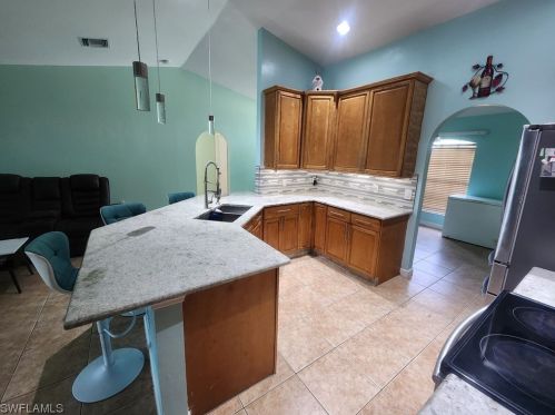 2904 41st St, Lehigh Acres FL  33976-4783 exterior